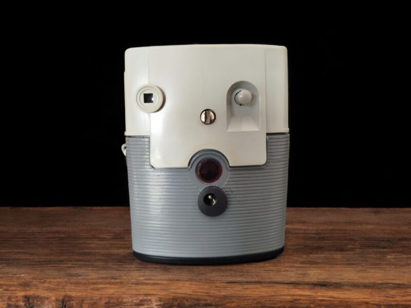 2025/04/1000081457.jpg Vintage Kodak Starluxe Camera Lamp