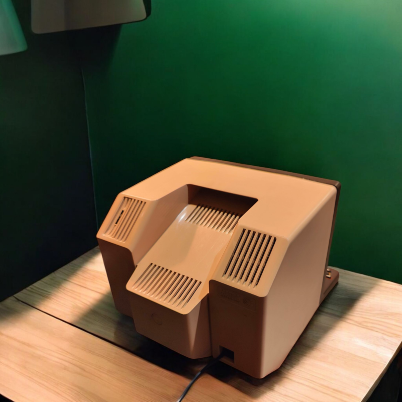 2025/11/1000061799.png 1980s Vintage Minitel Computer Repurposed as a Media Player