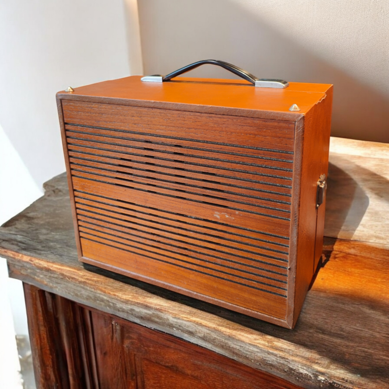 Vintage Record Player Case Repurposed as a Bluetooth Speaker