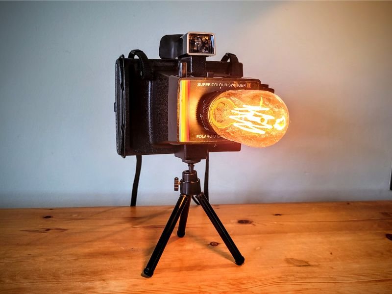 2025/12/1000063548.jpg 1970s Polaroid Camera Lamp