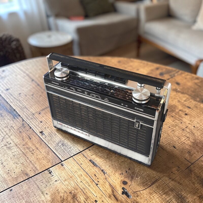 1960s Visseaux Radio Repurposed as Bluetooth Speaker