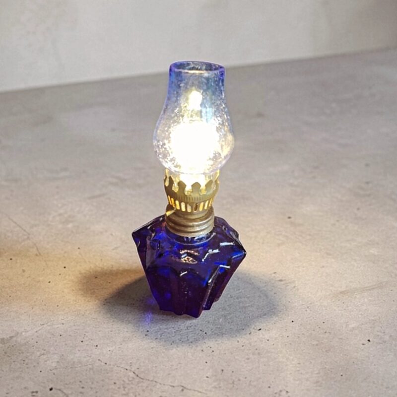 Vintage Oil Lamp Repurposed as 12V Lamp