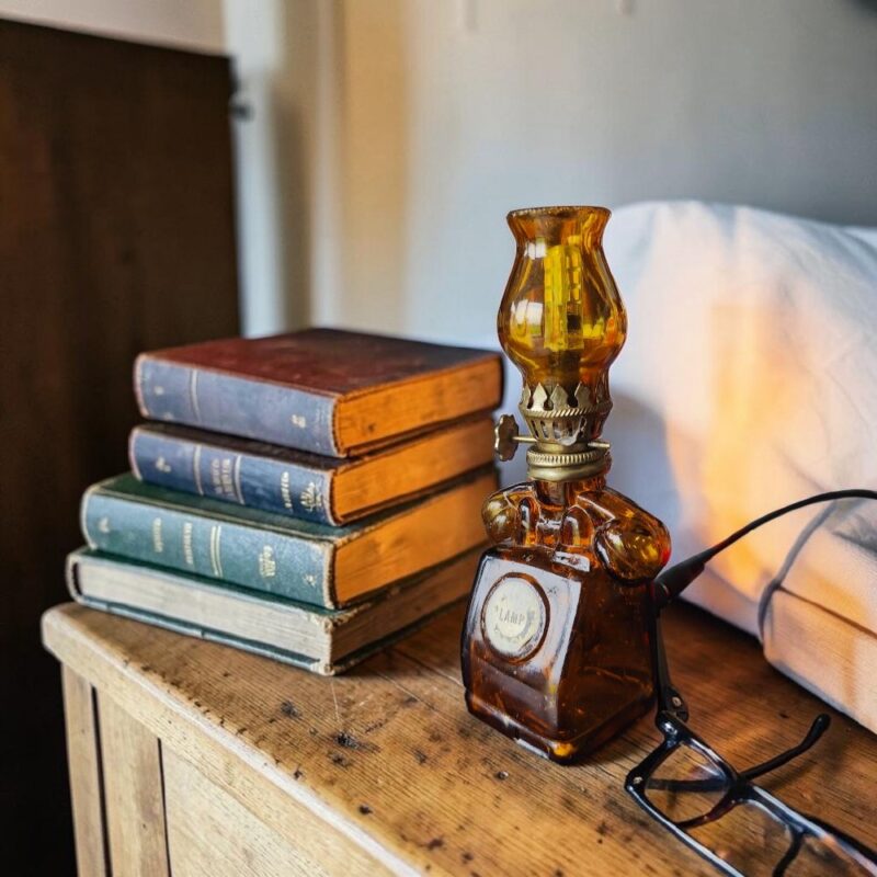 Vintage Oil Lamp Repurposed as 12V Lamp